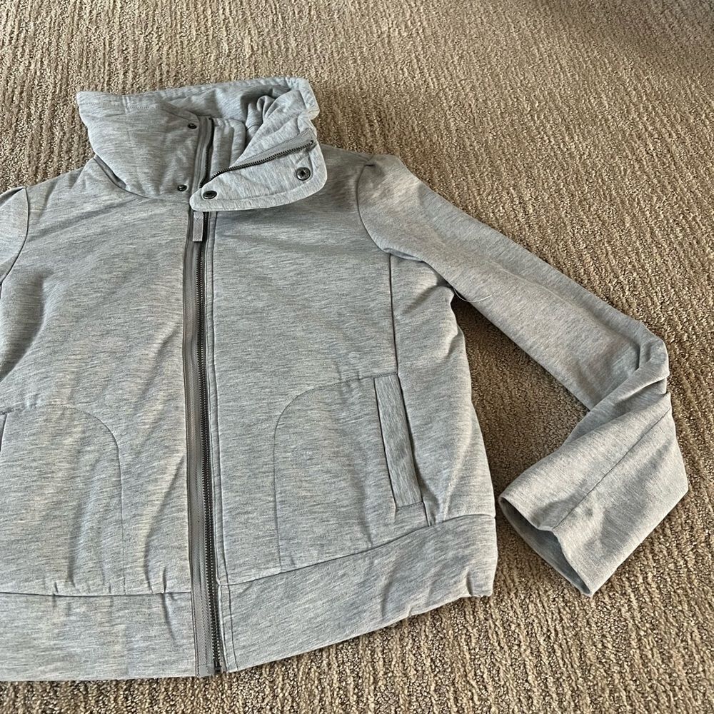 Splendid Light Grey Cowl Neck Jacket - Picture 3 of 8